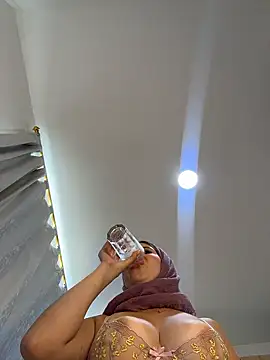 naughty  angel online show from January 15, 2026, 2:43 pm