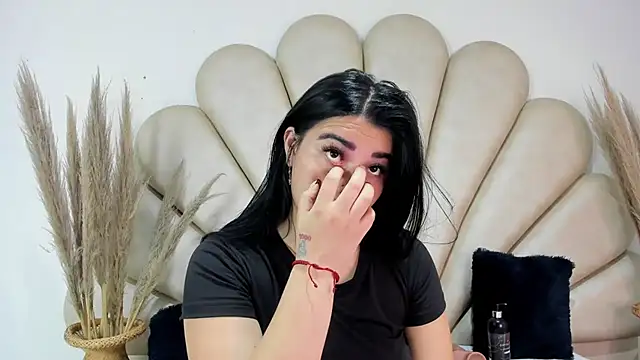 Natasha  Blue online show from October 11, 2025, 10:36 am