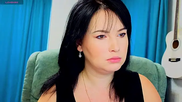 Snapshot of Katniss_K chatting on October 2, 2025, 5:03 am Katniss K online show from October 2, 2025, 5:03 am