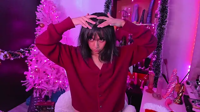 amber yull online show from December 15, 2024, 4:40 am