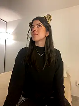 Snapshot of saori_10 chatting on October 31, 2025, 11:06 pm saori 10 online show from October 31, 2025, 11:06 pm