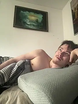 Toyjungee online show from April 21, 2026, 5:58 am