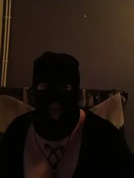 Snapshot of Lolabeluccia_xh_ chatting on November 28, 2025, 7:33 am Lolabeluccia xh online show from November 28, 2025, 7:33 am