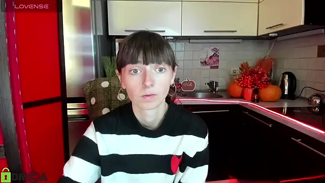 TayanaJons online show from October 11, 2025, 6:56 am