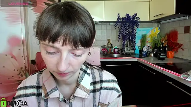 TayanaJons online show from March 6, 2026, 8:22 am