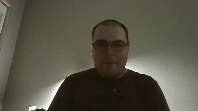 Snapshot of zman237 chatting on June 15, 2026, 6:54 pm zman237 online show from June 15, 2026, 6:54 pm