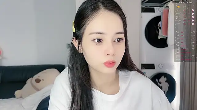 Judy520 online show from December 14, 2025, 2:06 am