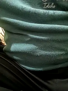 asira39 online show from January 13, 2025, 7:31 pm