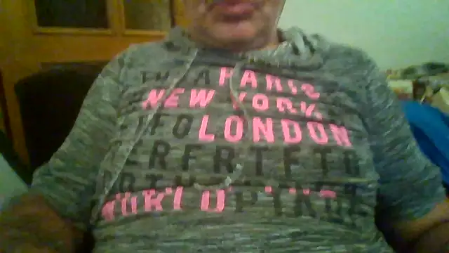 Snapshot of asira39 chatting on July 5, 2026, 1:45 am asira39 online show from July 5, 2026, 1:45 am