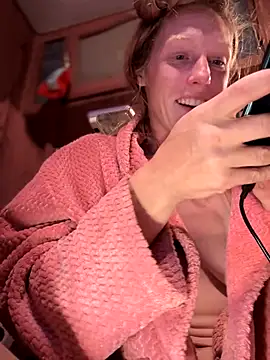 GoldenFlameGoddess online show from September 13, 2025, 3:17 am