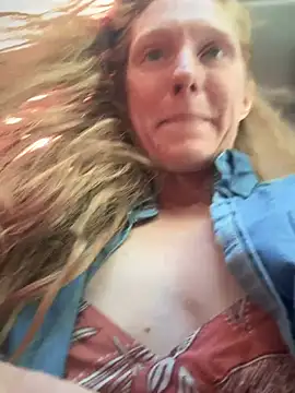 GoldenFlameGoddess online show from June 5, 2026, 6:02 pm