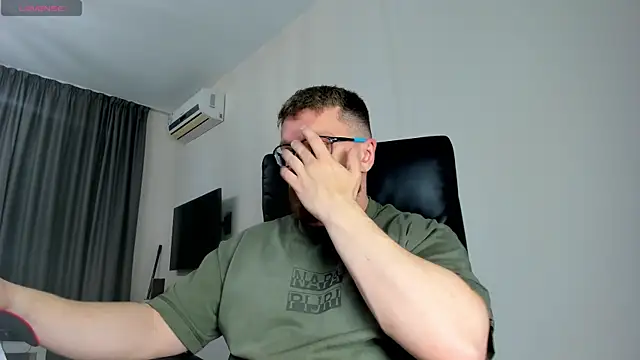 Findom guy online show from March 20, 2026, 11:04 am