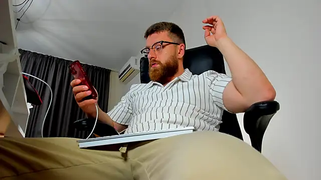 Findom guy online show from May 9, 2026, 6:02 pm