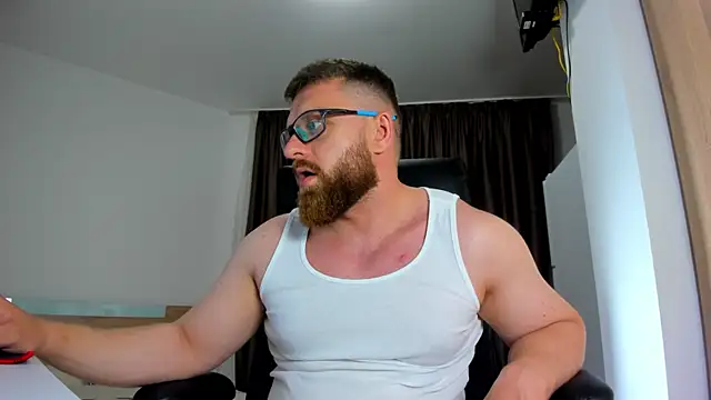 Snapshot of Findom_guy chatting on June 2, 2026, 4:09 pm Findom guy online show from June 2, 2026, 4:09 pm