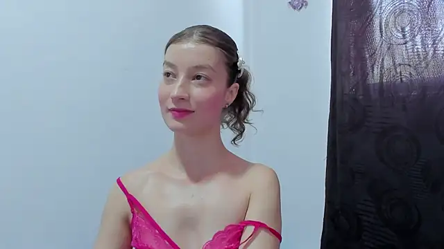 Snapshot of MiiaVolkova chatting on September 17, 2025, 4:52 pm MiiaVolkova online show from September 17, 2025, 4:52 pm