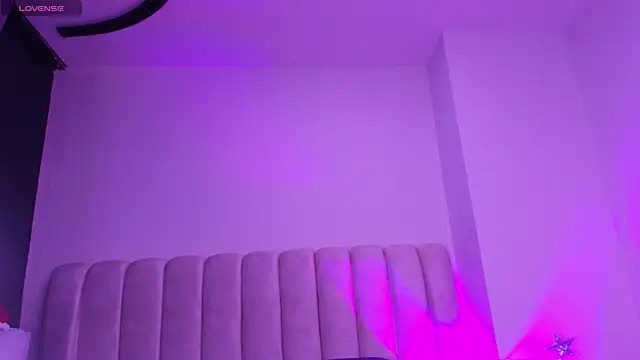  sex mia online show from January 8, 2026, 7:16 pm