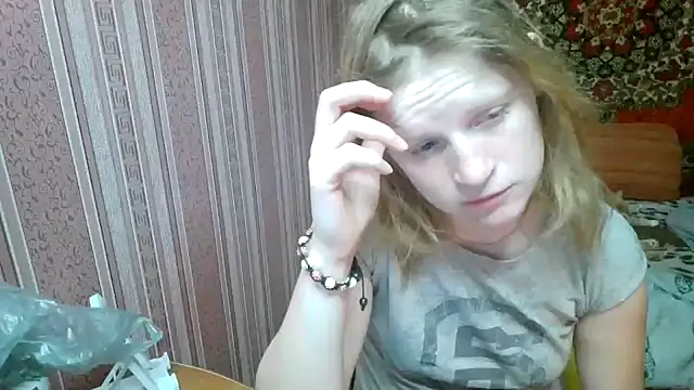 Kathlyn  Heath online show from February 3, 2026, 9:53 pm