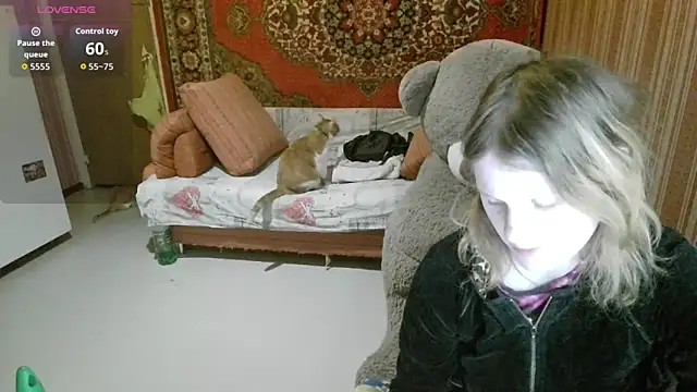 Kathlyn  Heath online show from March 16, 2026, 8:13 pm