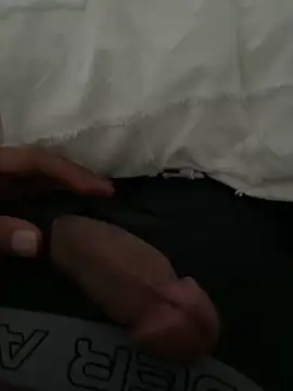 Snapshot of Sheitana_M chatting on October 29, 2025, 8:49 am Sheitana M online show from October 29, 2025, 8:49 am