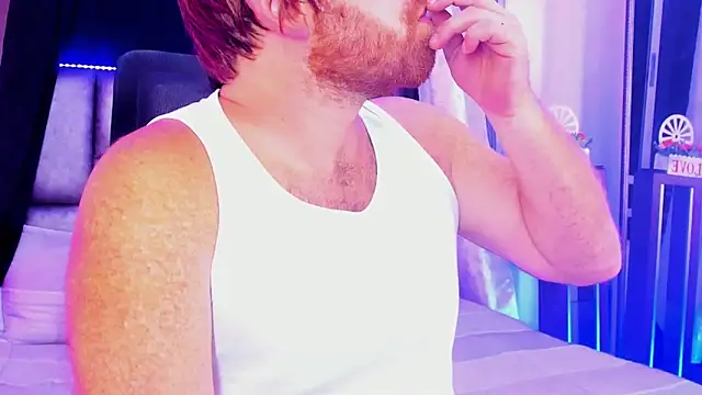 michacosio online show from March 11, 2025, 5:05 am