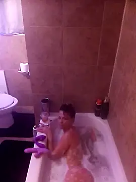 cammyquart online show from December 28, 2024, 9:42 am