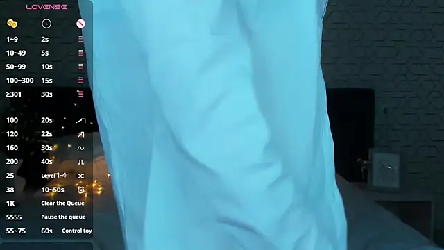 Linda Bryant online show from January 26, 2025, 3:27 am