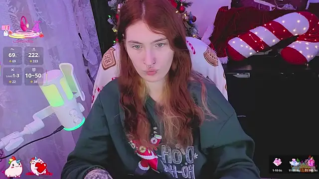  Chlo  e online show from December 22, 2025, 1:41 pm