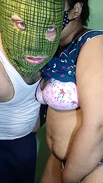 hotty Sexy-couple online show from January 18, 2025, 7:07 am