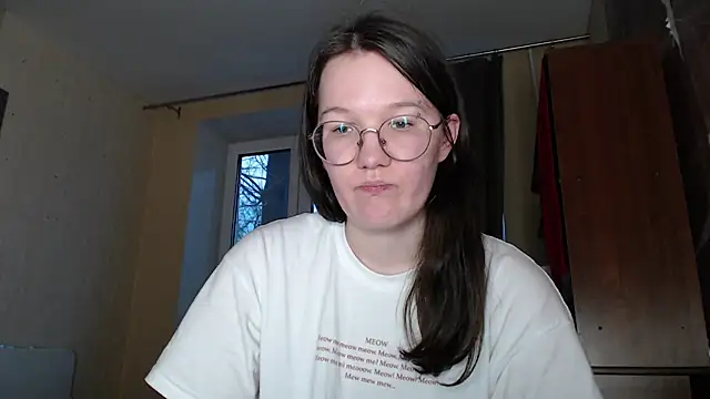 MiriamOr online show from January 20, 2025, 1:32 pm