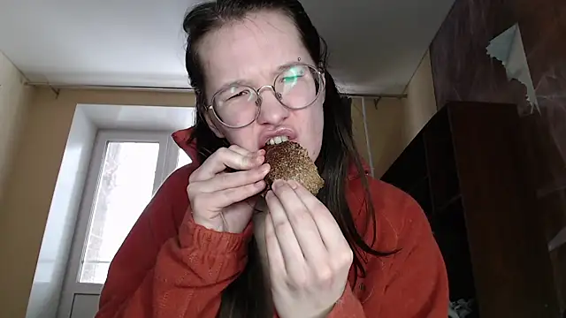 MiriamOr online show from February 26, 2025, 10:26 am