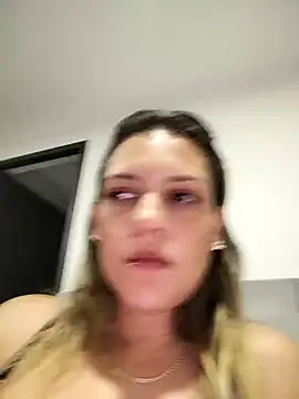 Mia Hampton online show from December 22, 2024, 2:06 am