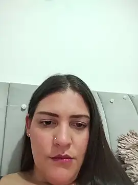 Mia Hampton online show from May 24, 2026, 8:14 pm