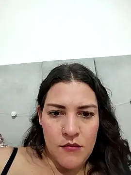 Mia Hampton online show from May 27, 2026, 3:09 pm