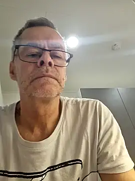 Snapshot of DarrenSullivanSlut chatting on December 12, 2024, 7:08 am DarrenSullivanSlut online show from December 12, 2024, 7:08 am