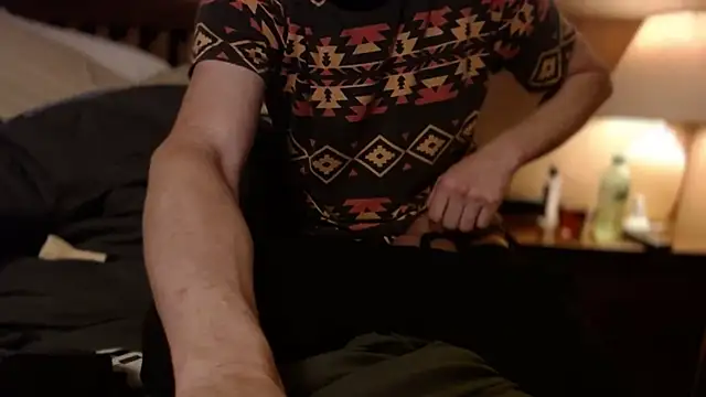 Snapshot of Keebs312 chatting on October 16, 2025, 4:24 am Keebs312 online show from October 16, 2025, 4:24 am