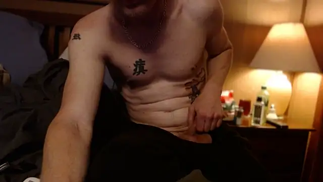 Snapshot of Keebs312 chatting on October 17, 2025, 12:52 pm Keebs312 online show from October 17, 2025, 12:52 pm