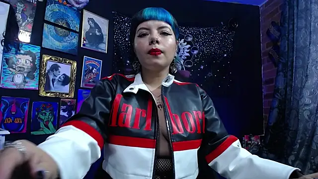 Yourmadame P online show from February 6, 2025, 6:46 pm