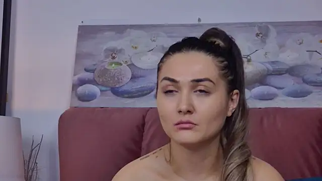 NicolLopeze online show from February 23, 2025, 4:02 pm