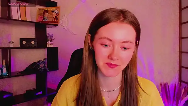 KateCuddle online show from January 13, 2025, 2:18 am