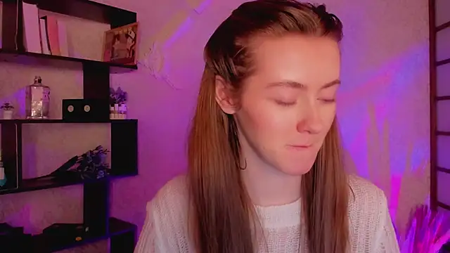 KateCuddle online show from January 30, 2025, 5:30 am