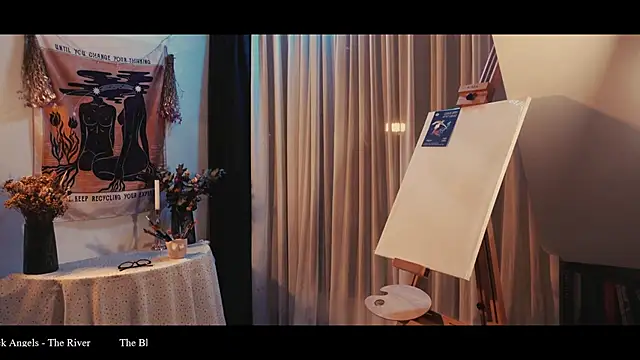 WebCora online show from March 8, 2026, 6:12 pm