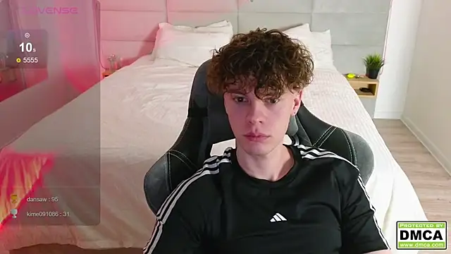 cute thomas online show from February 20, 2025, 11:21 pm