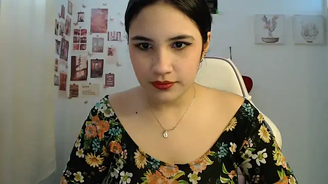 InocentHeaven1 online show from June 18, 2026, 12:42 pm