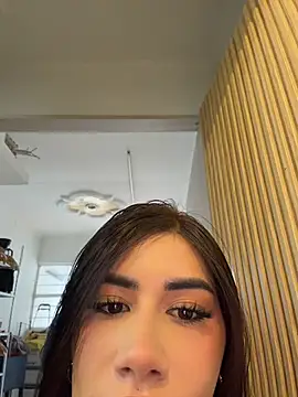 clarachanelricek online show from July 17, 2026, 8:57 pm