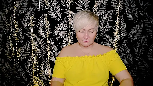 Olivia playful online show from February 15, 2026, 12:47 pm