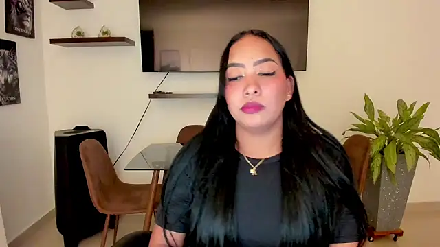 Snapshot of brunetenikole02 chatting on September 25, 2025, 2:26 am brunetenikole02 online show from September 25, 2025, 2:26 am