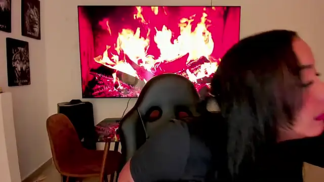 Snapshot of brunetenikole02 chatting on October 18, 2025, 2:03 am brunetenikole02 online show from October 18, 2025, 2:03 am