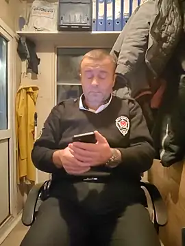 Snapshot of muscularsexy chatting on February 3, 2026, 11:43 pm muscularsexy online show from February 3, 2026, 11:43 pm