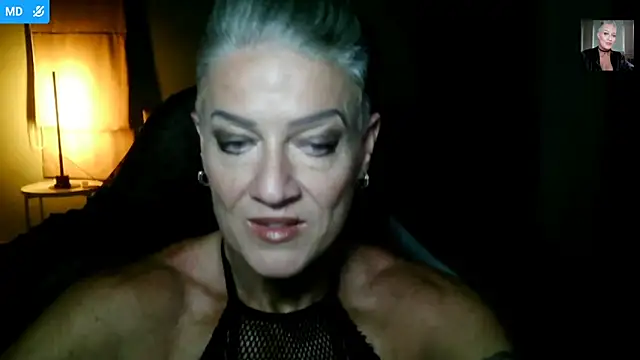 Snapshot of Devon2020 chatting on February 13, 2026, 12:34 pm Devon2020 online show from February 13, 2026, 12:34 pm