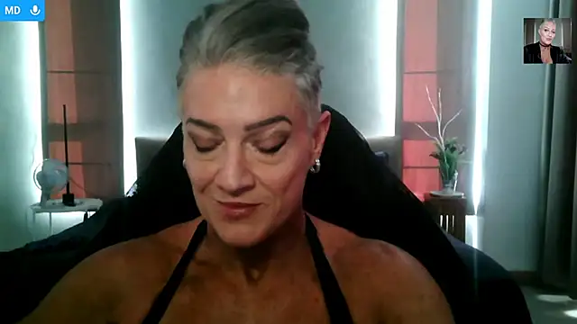 Snapshot of Devon2020 chatting on February 20, 2026, 10:05 am Devon2020 online show from February 20, 2026, 10:05 am